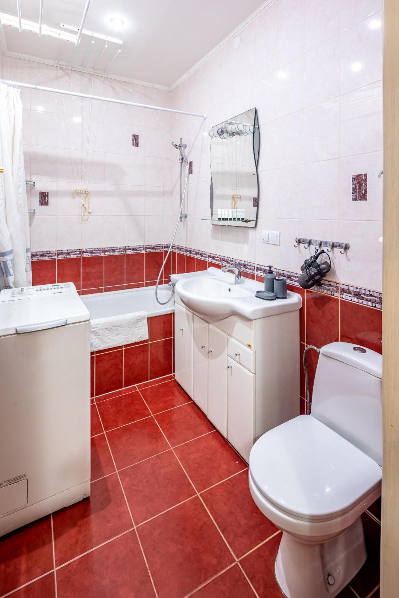 Just Another Comfy Apartment On The Main Squere. 2 Bedrooms, Own Heating, Ac Lviv Ngoại thất bức ảnh