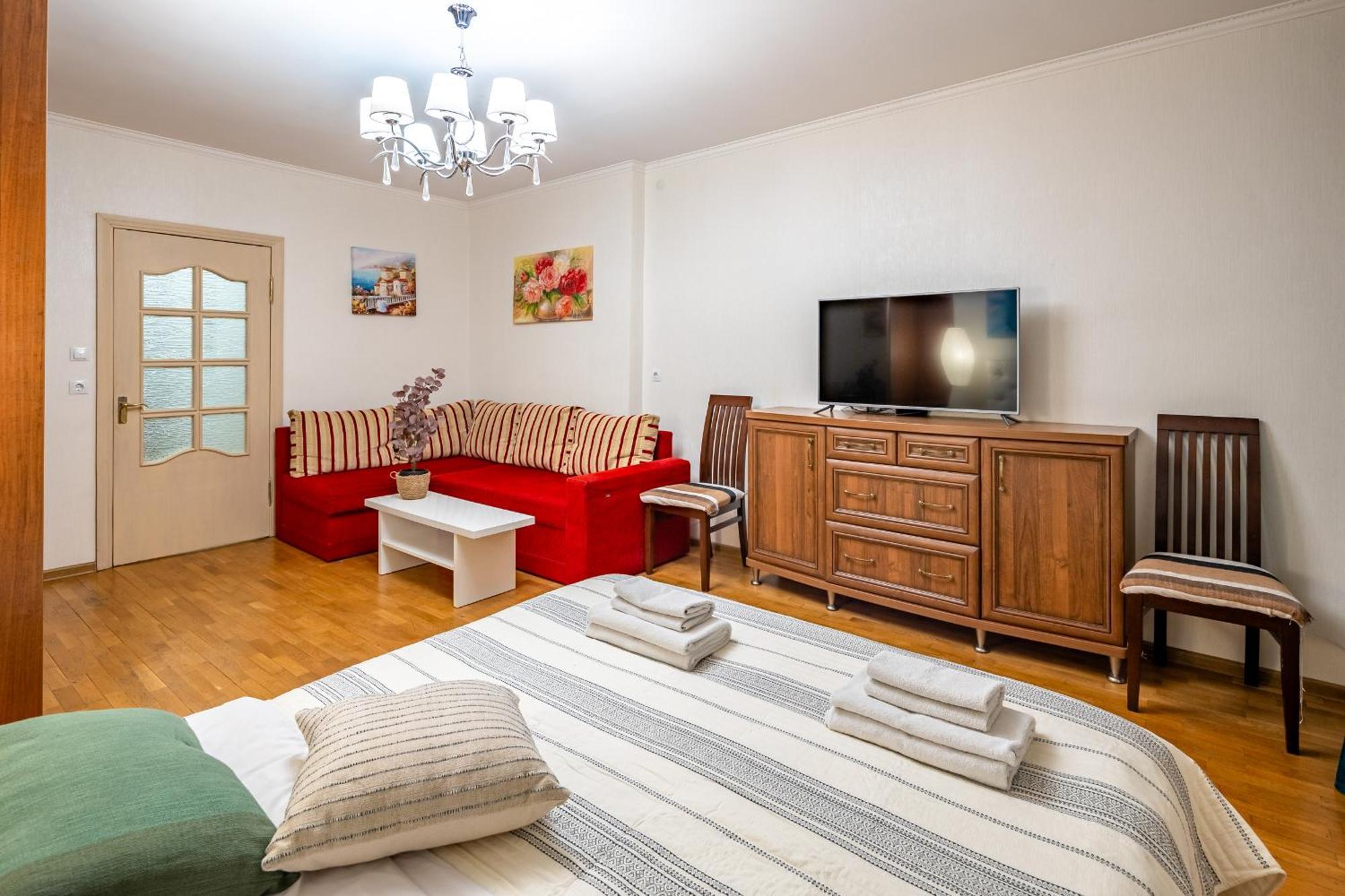 Just Another Comfy Apartment On The Main Squere. 2 Bedrooms, Own Heating, Ac Lviv Ngoại thất bức ảnh