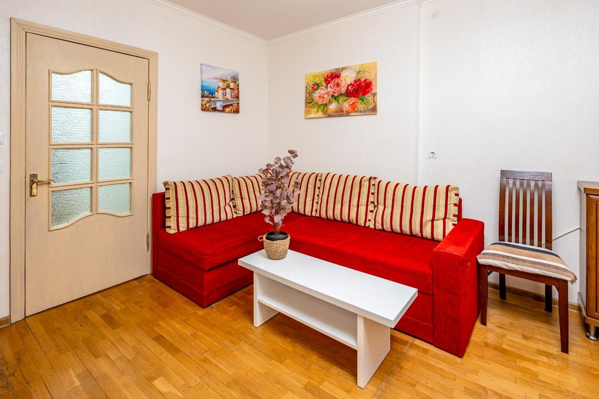 Just Another Comfy Apartment On The Main Squere. 2 Bedrooms, Own Heating, Ac Lviv Ngoại thất bức ảnh