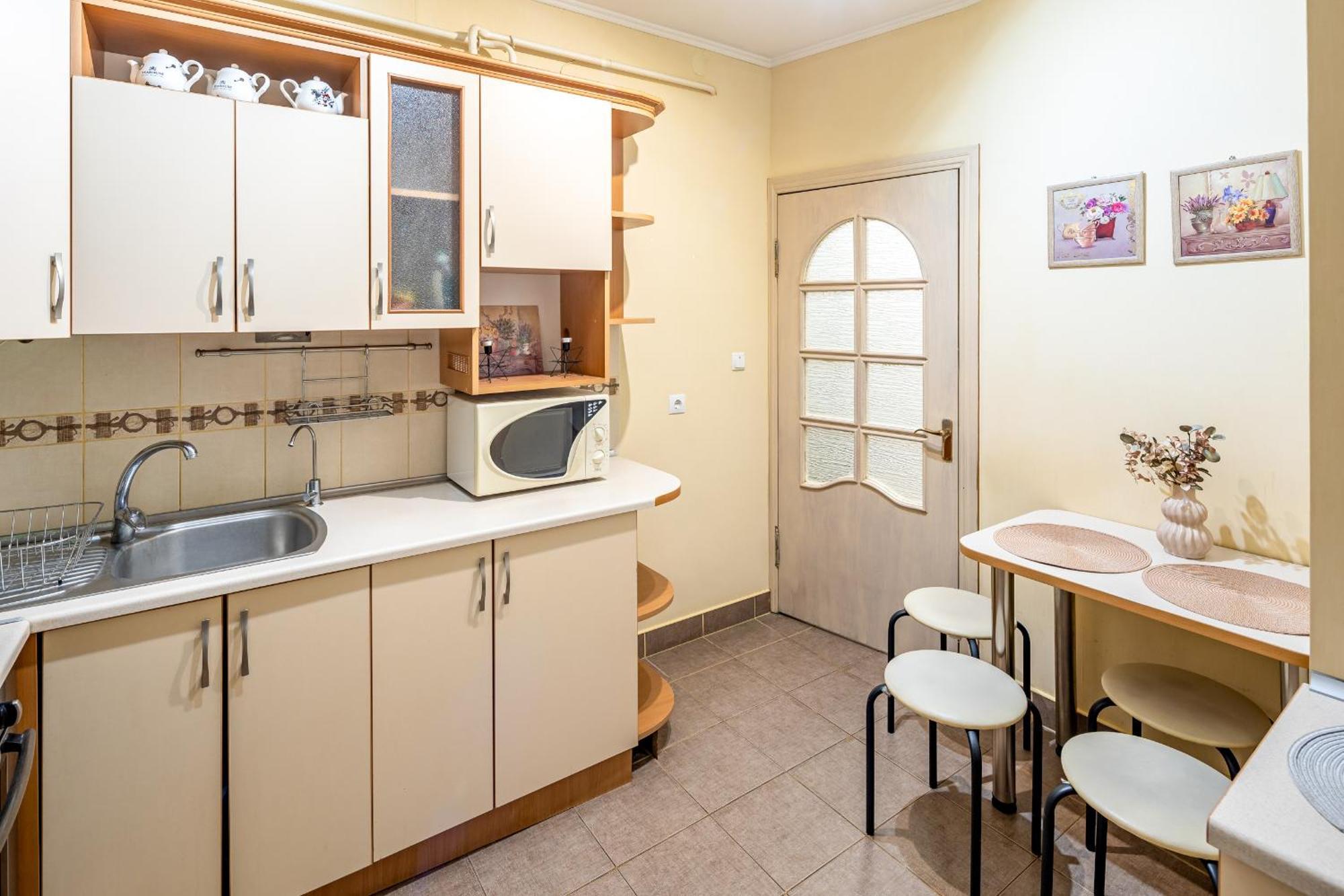 Just Another Comfy Apartment On The Main Squere. 2 Bedrooms, Own Heating, Ac Lviv Ngoại thất bức ảnh