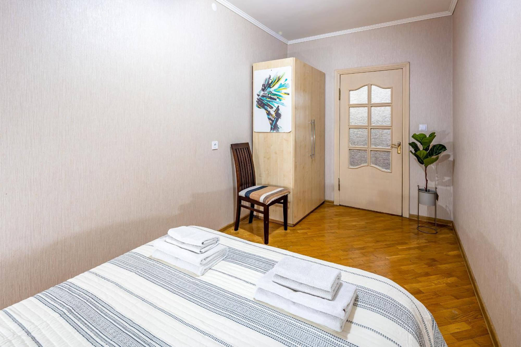 Just Another Comfy Apartment On The Main Squere. 2 Bedrooms, Own Heating, Ac Lviv Ngoại thất bức ảnh